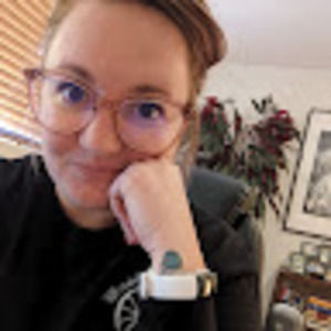 Meet your Posher, Carolyn j.